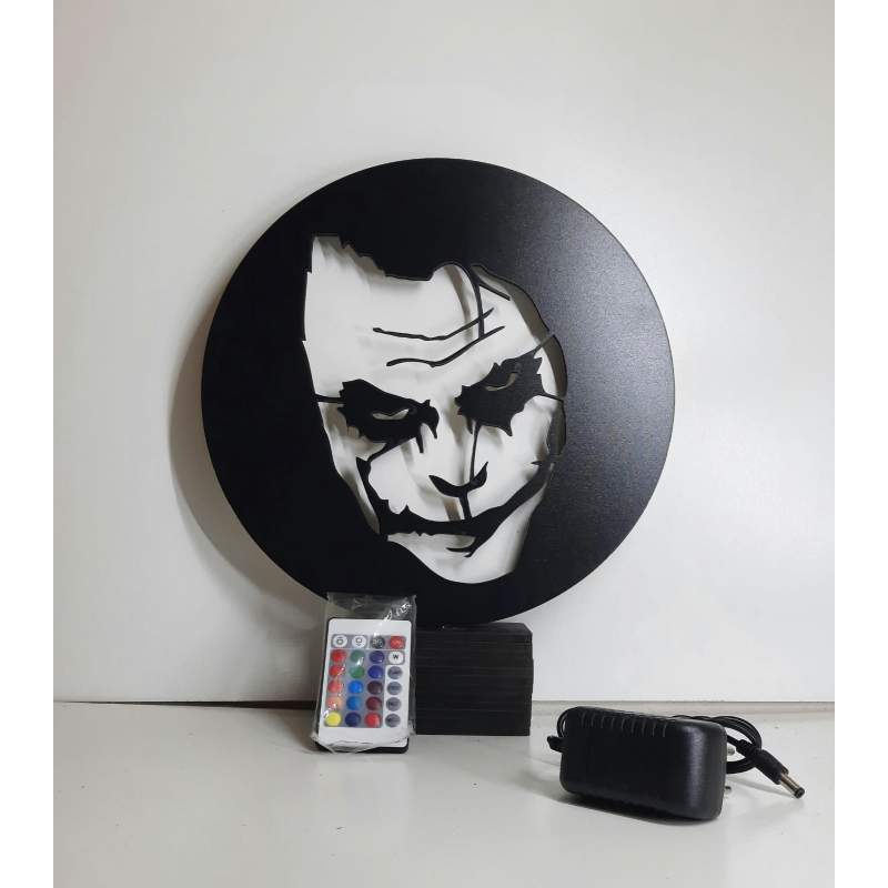 Joker Temalı Ahşap Led Işıklı Masaüstü Tablo